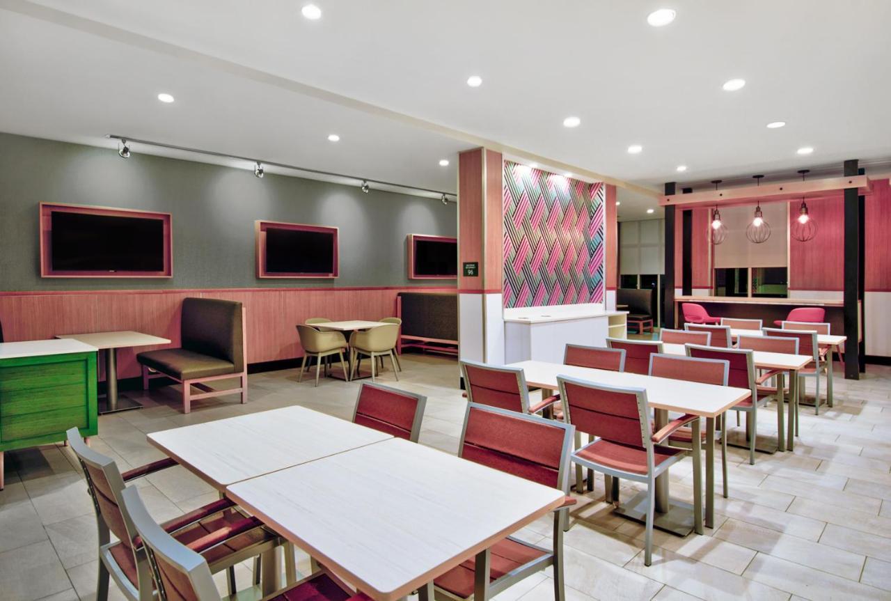 Holiday Inn - Erie By Ihg المظهر الخارجي الصورة